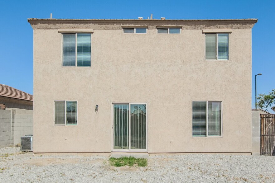 Building Photo - 1588 S 220th Ln