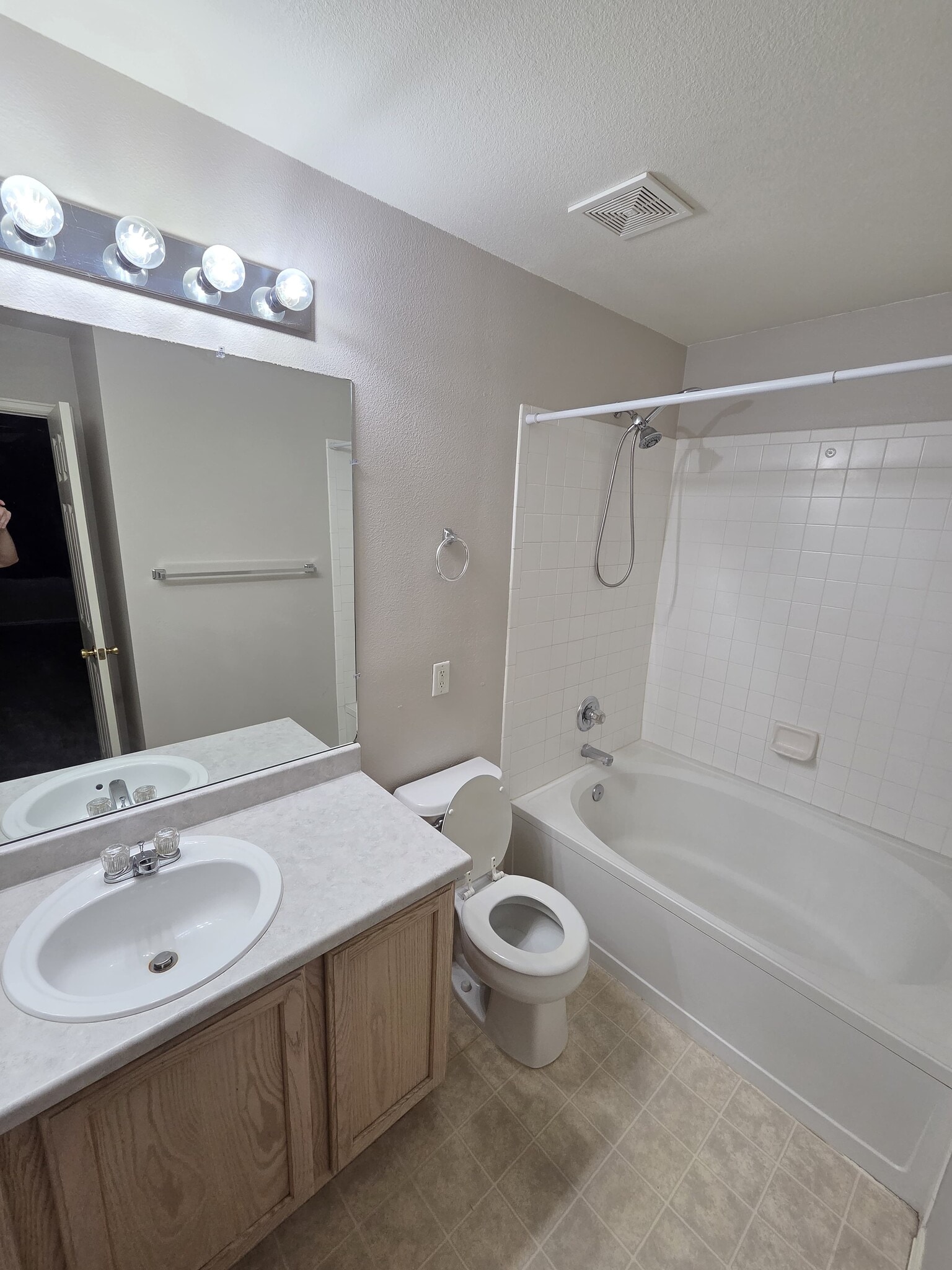 Building Photo - 5016 Prairie Grass Ln