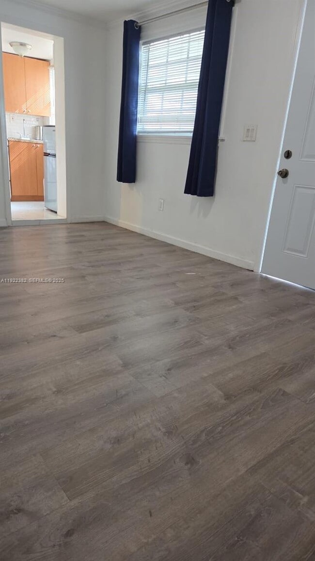 Building Photo - 6431 Hayes St