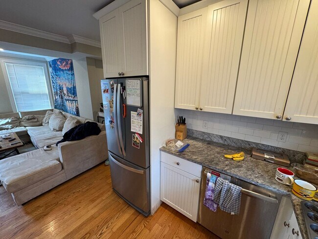 Building Photo - Beautiful 5 bed 2 bath in Cambridge.....