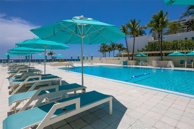 Building Photo - 2501 S Ocean Dr