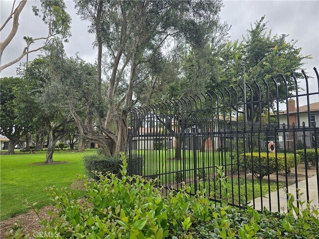 Building Photo - 16578 Montego Way