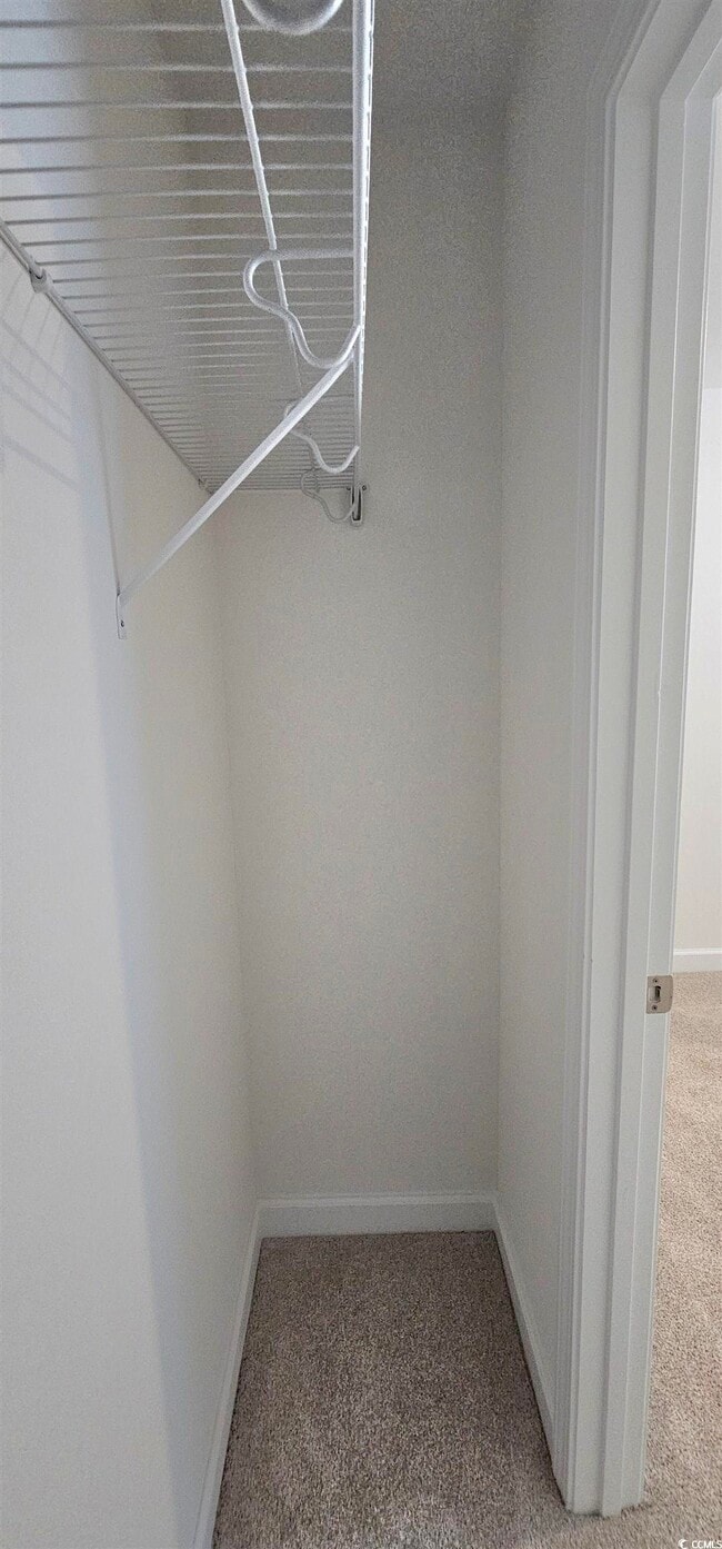 Building Photo - 8233 Vibrant Dr