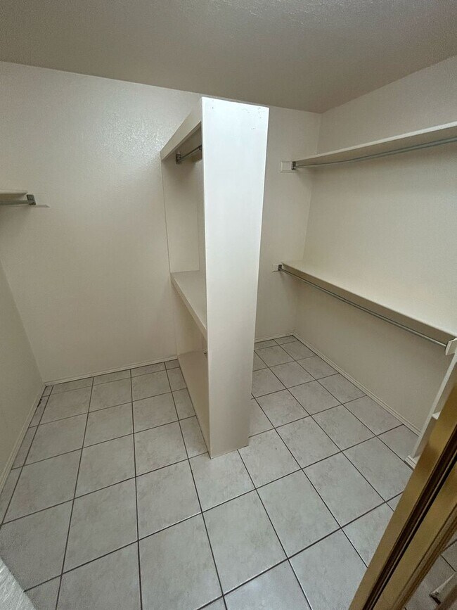 Building Photo - Location....Location....Location....