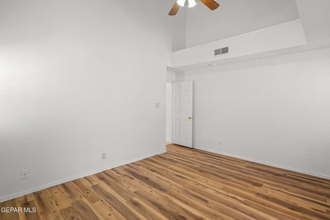 Building Photo - 568 Mogollon Cir
