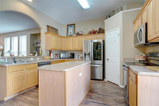 Building Photo - 800 Chrissy Creek Ln