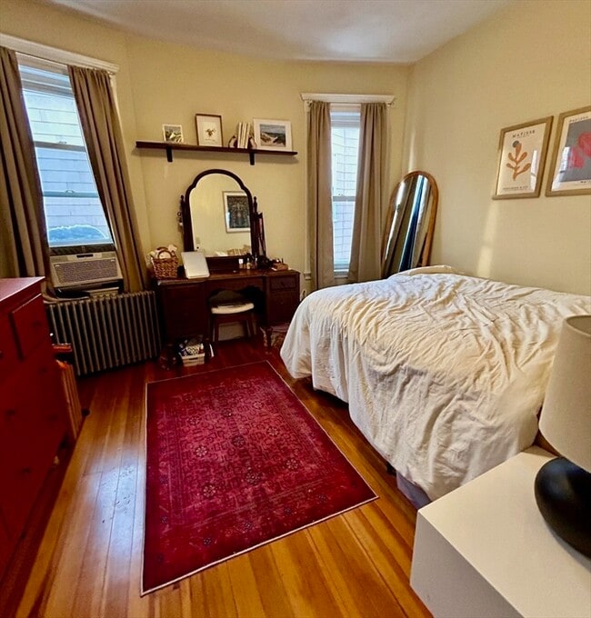 Building Photo - 11 Heath St