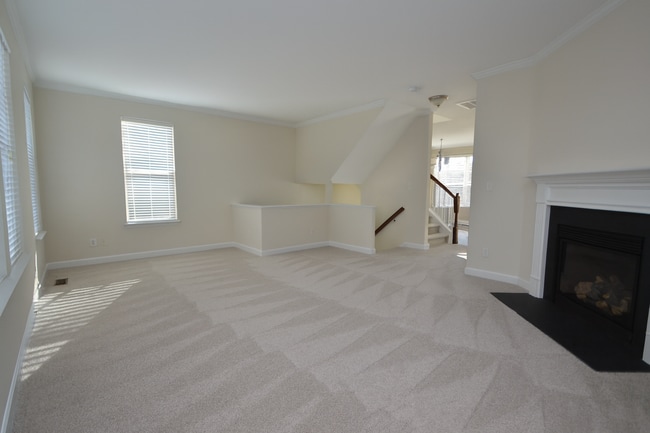 Building Photo - 306 Bally Shannon Way