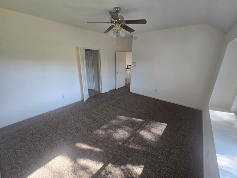 Building Photo - 12851 Apple Forest Trl