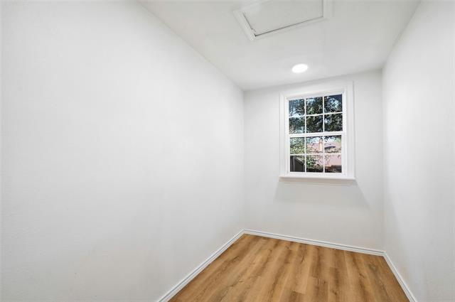 Building Photo - 918 S Old Orchard Ln