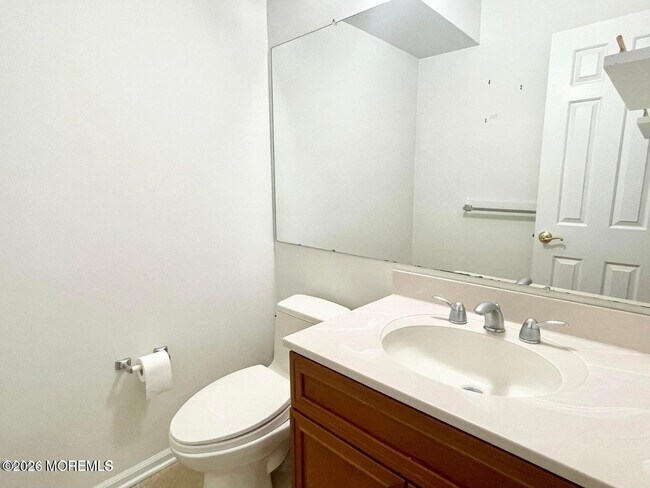 Building Photo - 21 Evergreen Dr