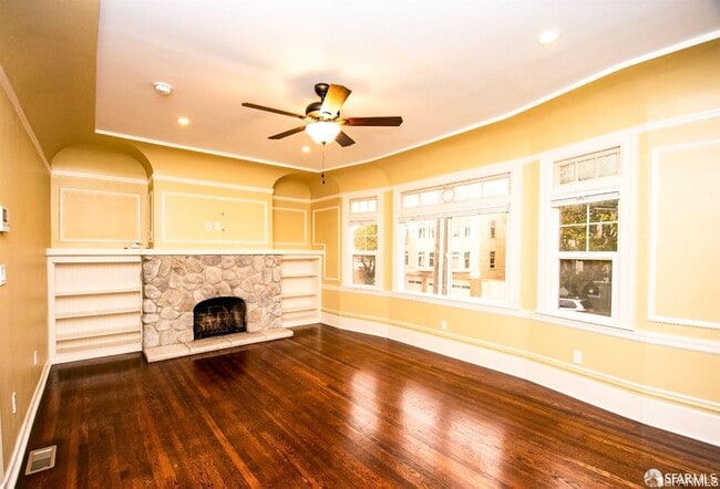 Building Photo - 4927 California St