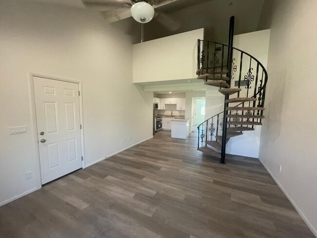 Building Photo - 4901 S Calle Los Cerros Dr