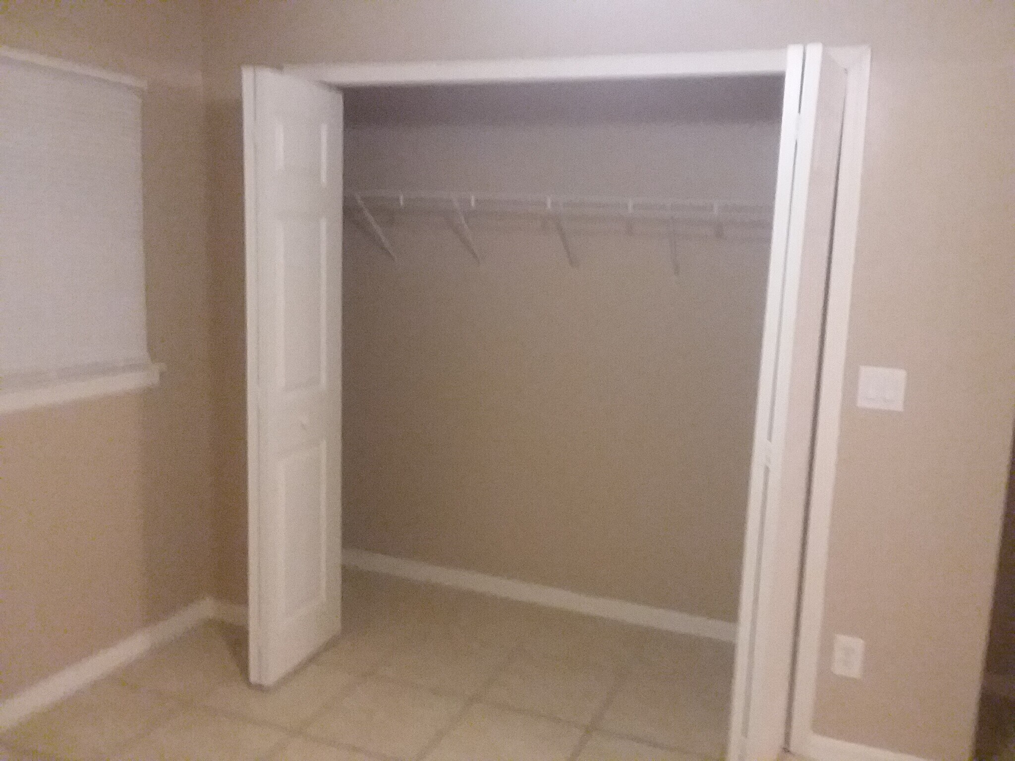 Building Photo - 511 Meadow Rd