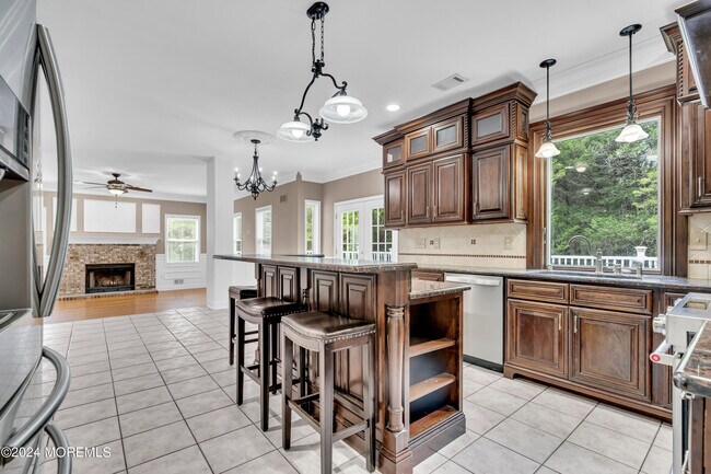 Building Photo - 1562 Priscilla Ct