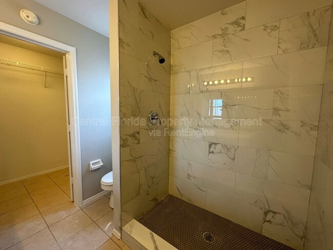 Building Photo - 14328 Rainsong Dr