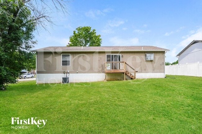 Building Photo - 11610 Helenoak Dr