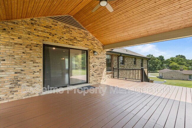 Building Photo - 6999 Tartan Dr