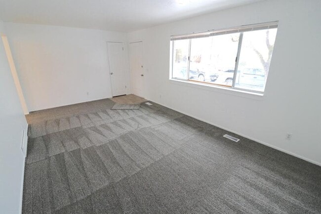 Building Photo - 5542 S 5340 W