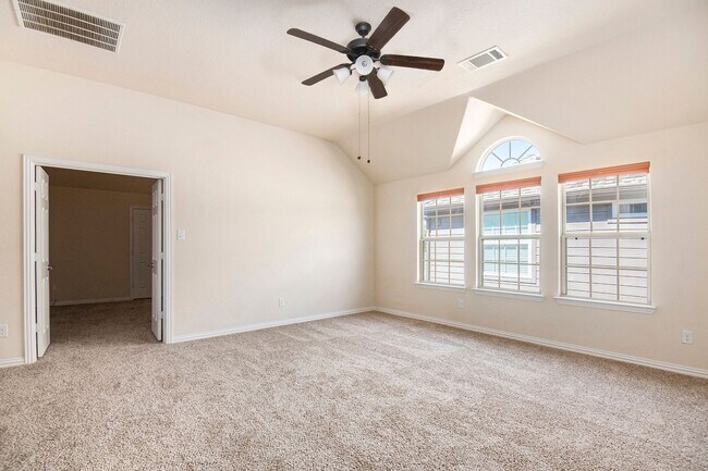 Building Photo - Discover your dream rental in Fort Worth, TX!