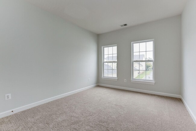 Building Photo - 2705 Mae Wade Ave