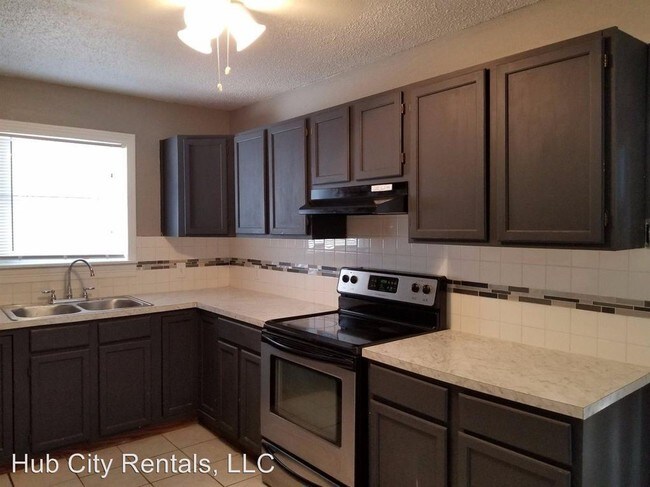 Building Photo - 3 br, 1 bath House - 3714 28th Street