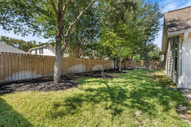 Building Photo - 17311 Elverson Oaks Dr