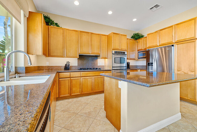 Building Photo - 79967 Rancho La Quinta Dr