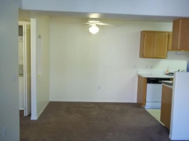 Building Photo - NLV DECATUR VILLAS #2015