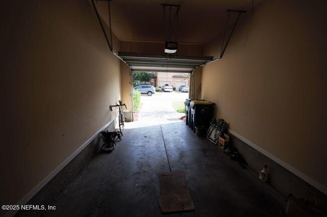 Building Photo - 3550 Hartsfield Forest Cir