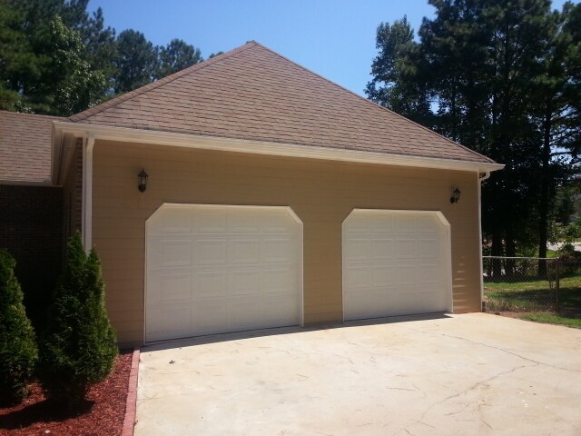 Building Photo - Awesome 3 Bed, 2 Bath Home!