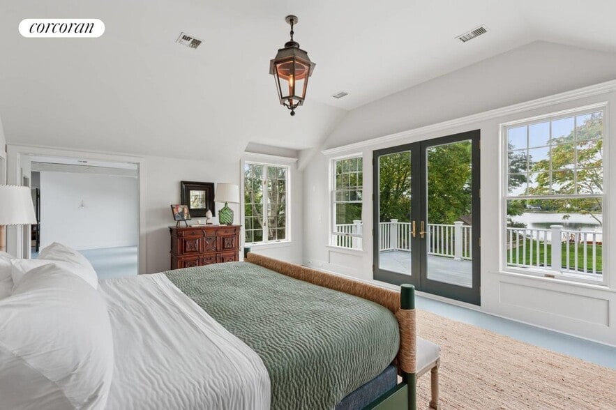 Building Photo - 63 Glover St