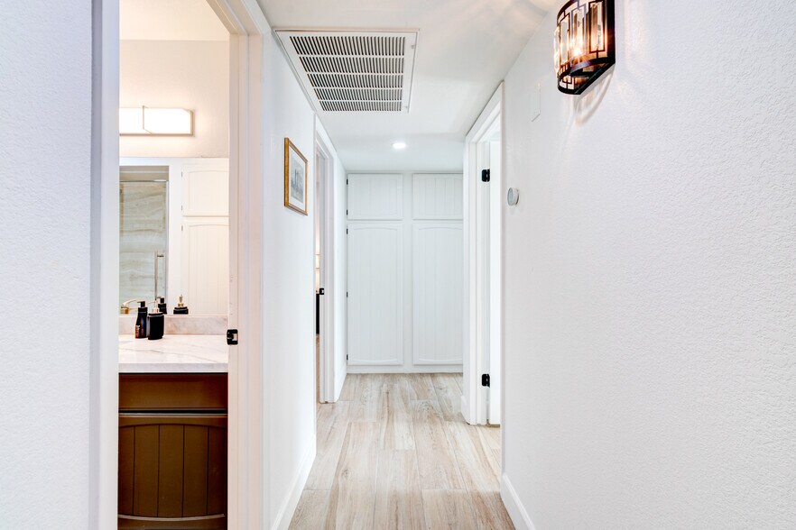 Building Photo - 6110 N 13th St