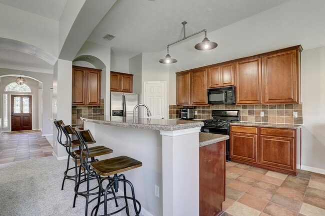 Building Photo - 9127 Morningstar Dr
