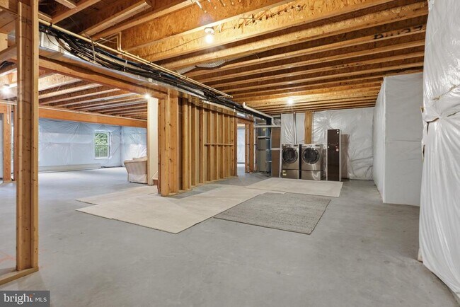 Building Photo - 5502 16th St N