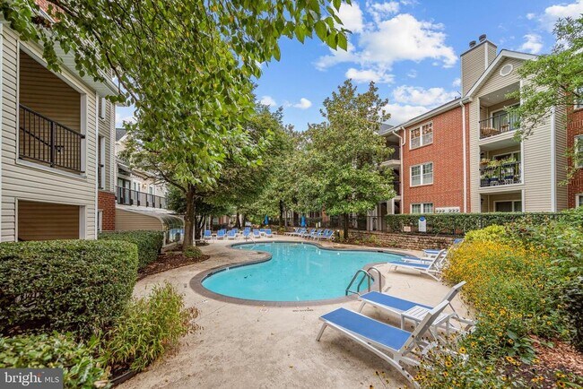 Building Photo - 3309 Wyndham Cir