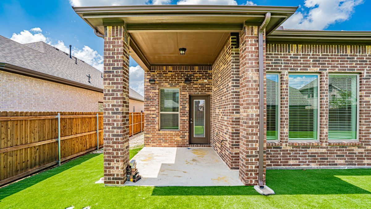 Building Photo - 2507 Henley Wy