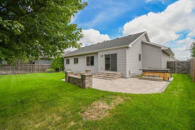 Building Photo - 5109 Manchester Ct