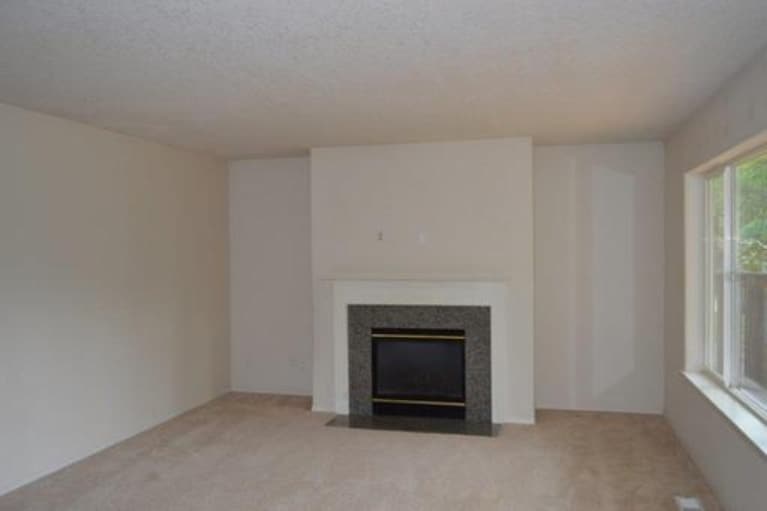 Building Photo - 1290 NE Margeaux Pl