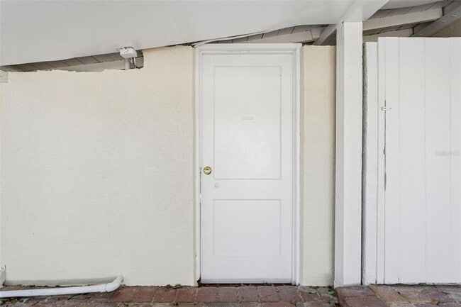 Building Photo - 1308 E Sligh Ave