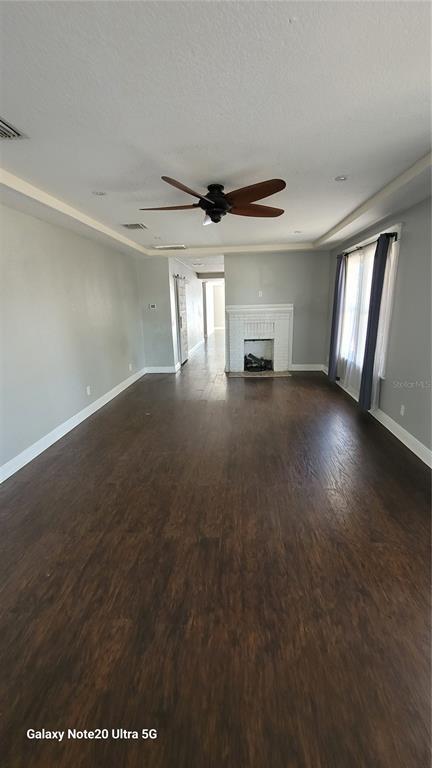 Building Photo - 801 E Osborne Ave