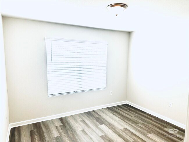 Building Photo - 394 Preston Wy