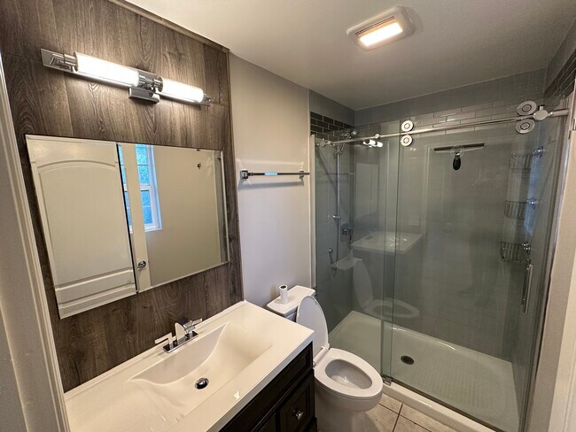 Bathroom - 12020 Neenach St