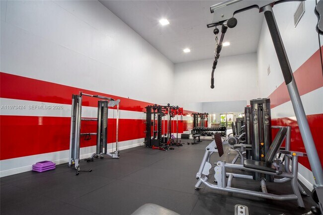 Building Photo - 151 SW 117th Ave