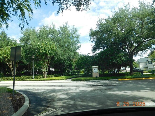 Building Photo - 6100 Stevenson Dr