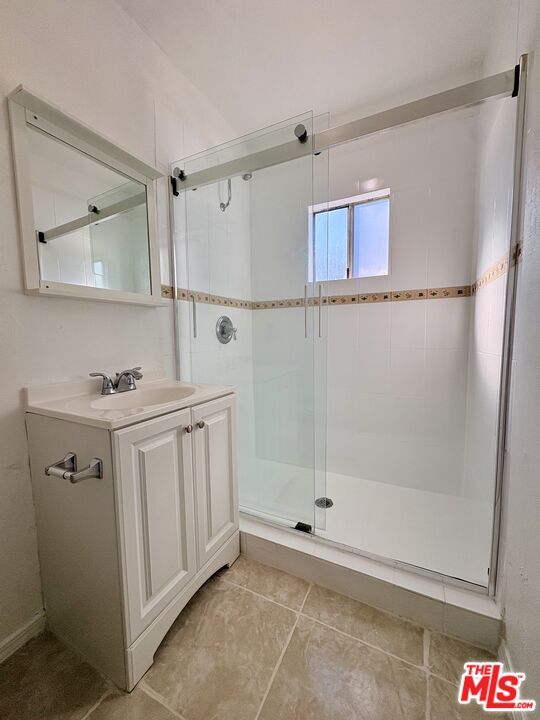 Building Photo - 3659 6th Ave