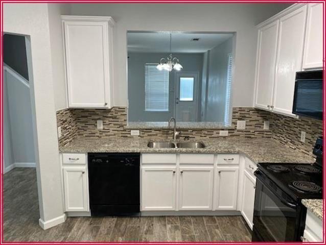 Building Photo - 10773 Traymore Dr