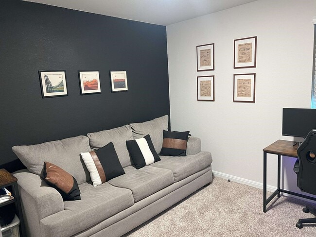 Building Photo - 248 Lone Cedar Rd