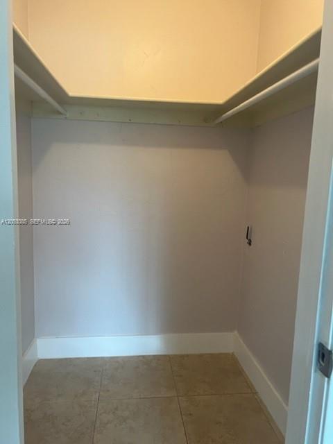 Building Photo - 4165 SW 67th Ave