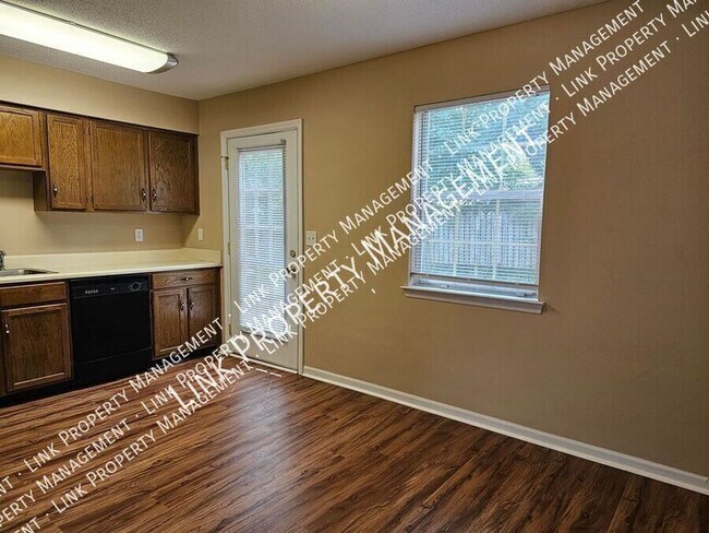 Building Photo - 5364 Haisten Ct